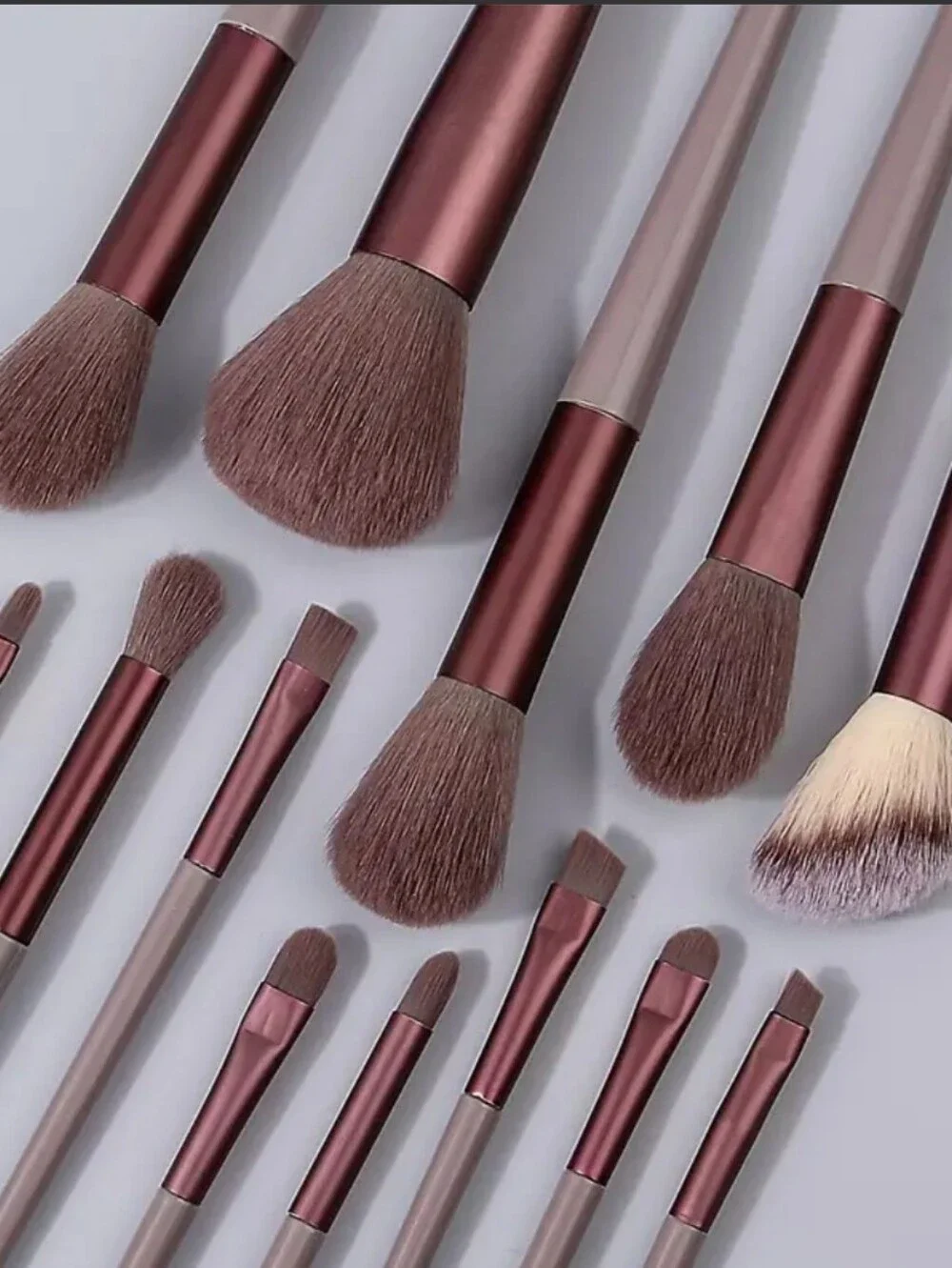 13 Piece Makeup Brush Set. NIP.